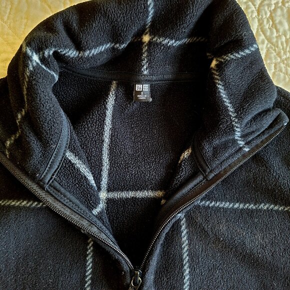 UNIQLO Fleece Zip Front Jacket Black and White Square Stripes - Picture 4 of 7